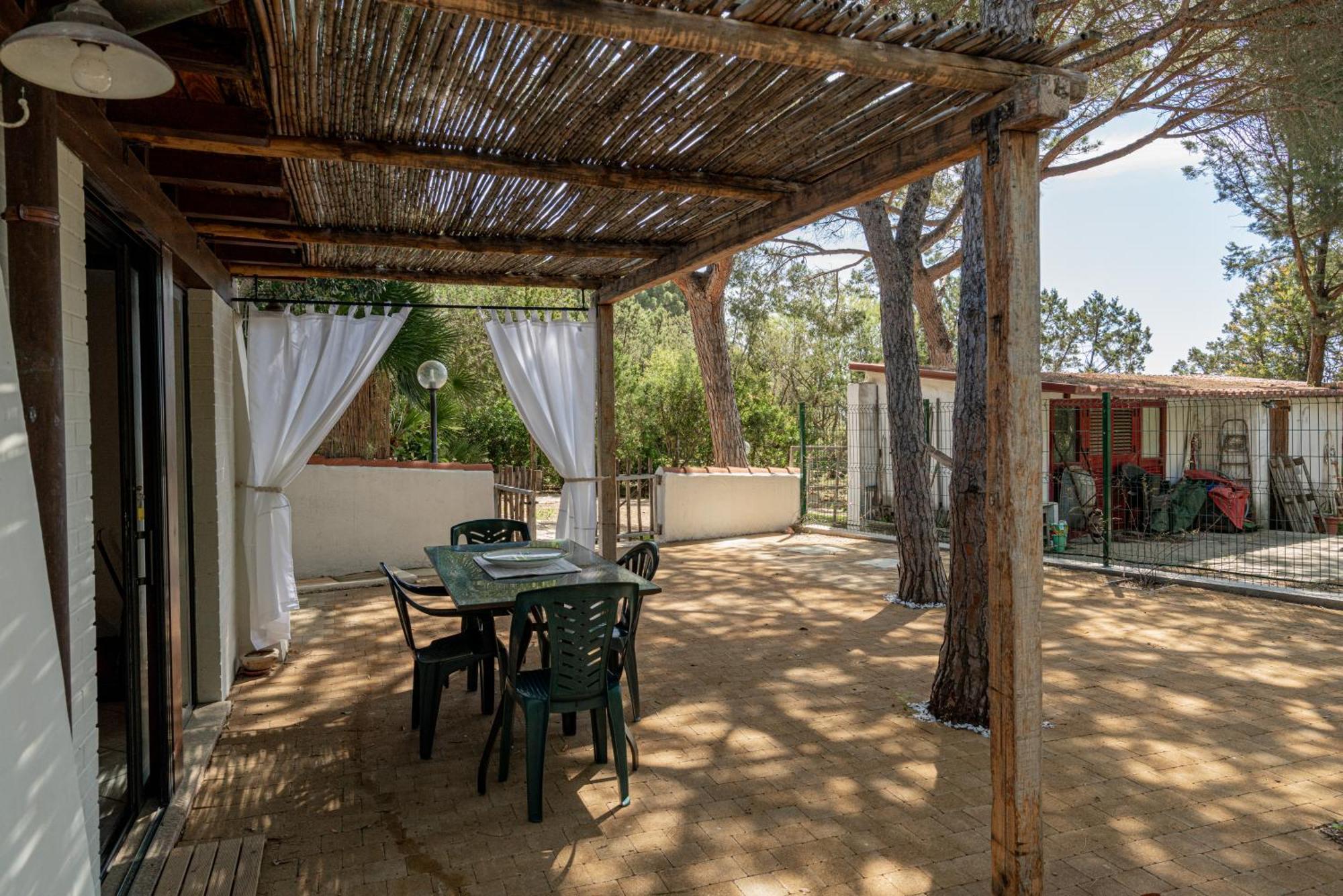 Casa Donatella, In Riva Al Mare! Villa Cala Liberotto Bagian luar foto
