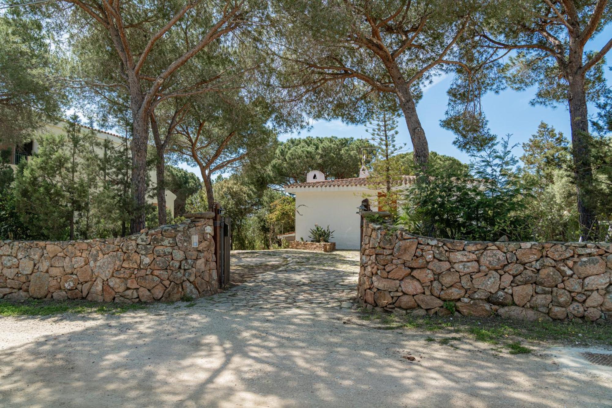 Casa Donatella, In Riva Al Mare! Villa Cala Liberotto Bagian luar foto