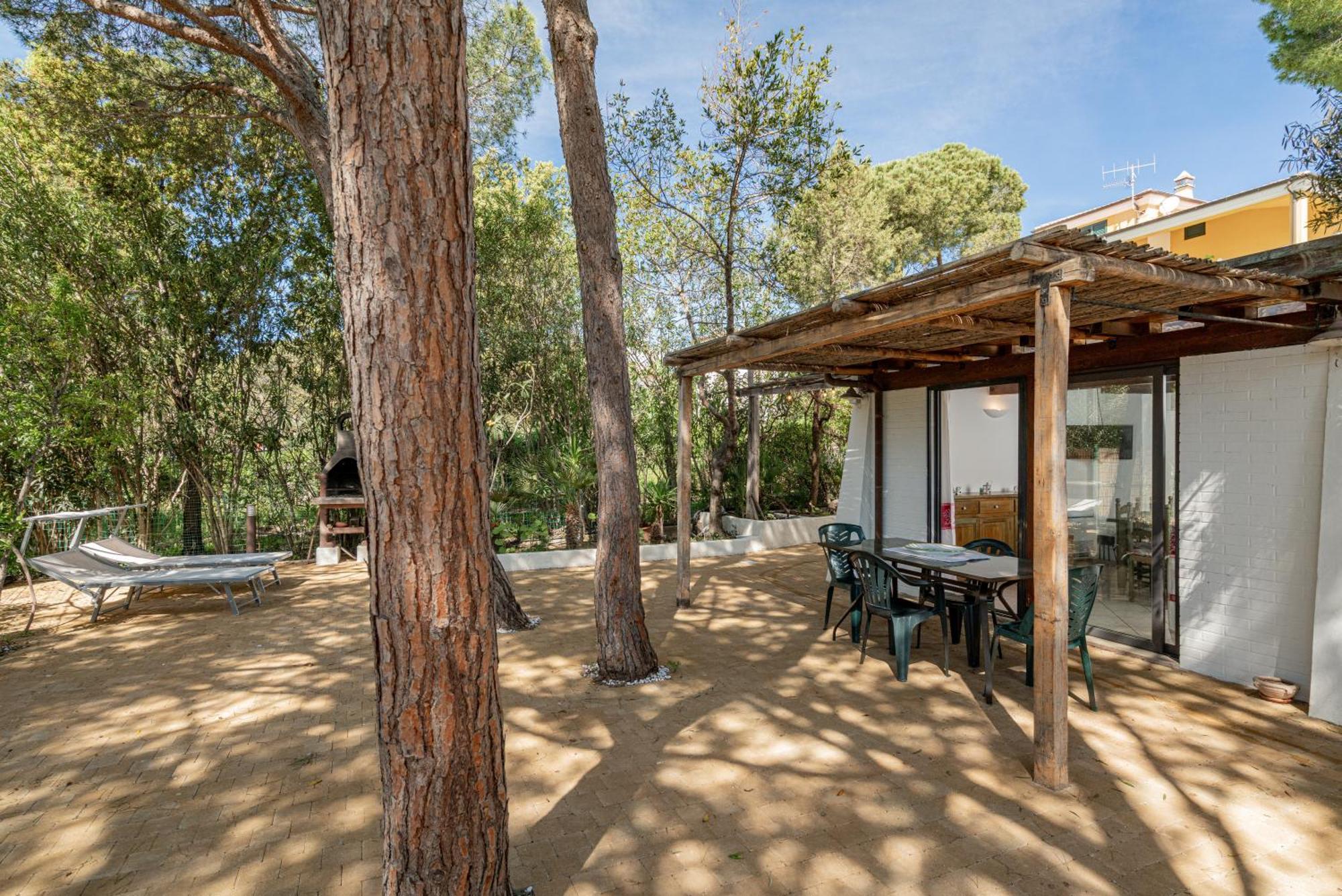 Casa Donatella, In Riva Al Mare! Villa Cala Liberotto Bagian luar foto