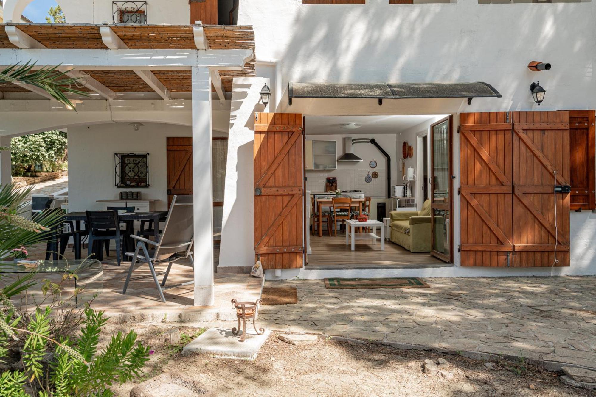 Casa Donatella, In Riva Al Mare! Villa Cala Liberotto Bagian luar foto