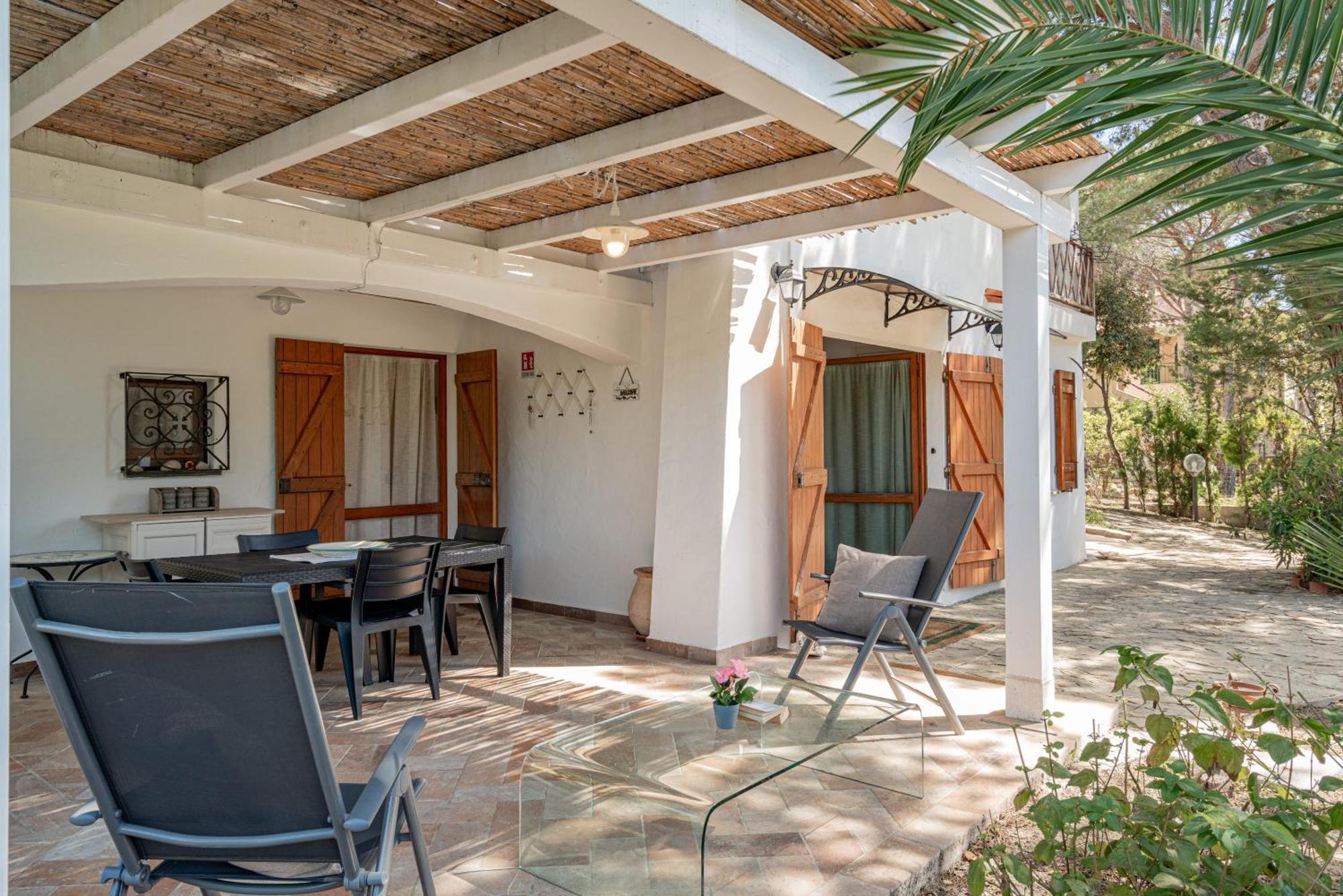 Casa Donatella, In Riva Al Mare! Villa Cala Liberotto Bagian luar foto