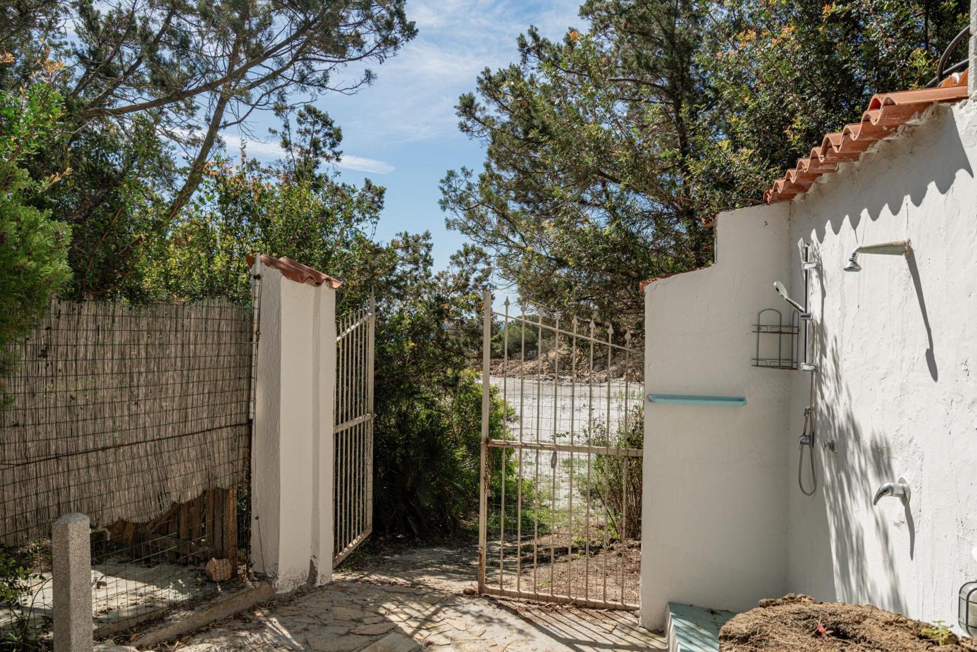 Casa Donatella, In Riva Al Mare! Villa Cala Liberotto Bagian luar foto